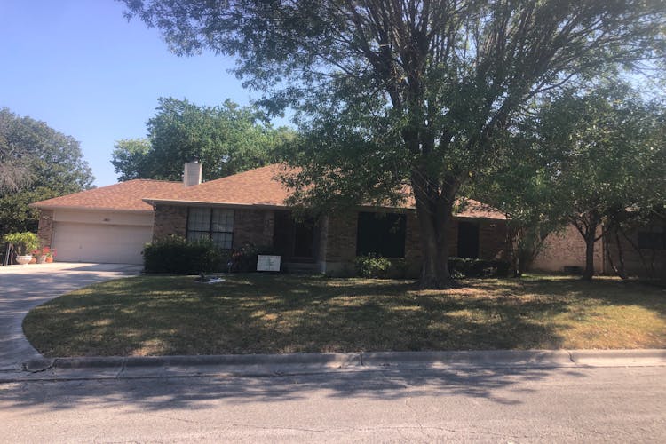 1921 Lance Cir New Braunfels, TX 78130, Comal County