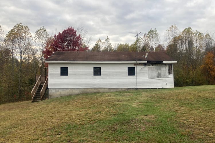 1314 Parkhurst Road Red Boiling Springs, TN 37150, Macon County