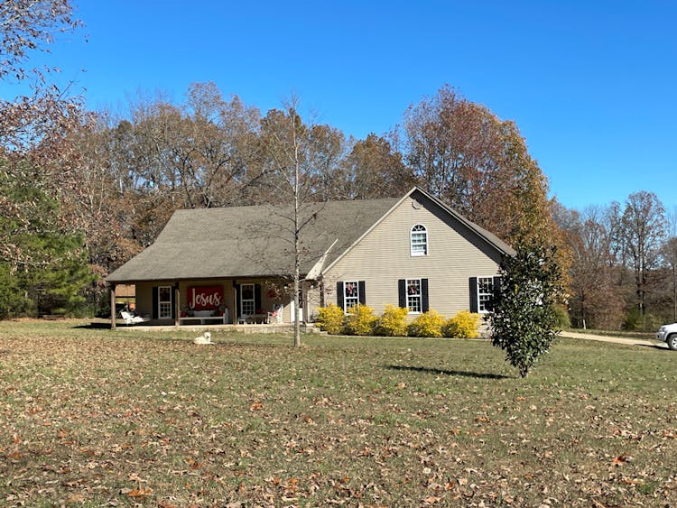 300 Lakewood Cove Pocahontas, AR 72455, Randolph County