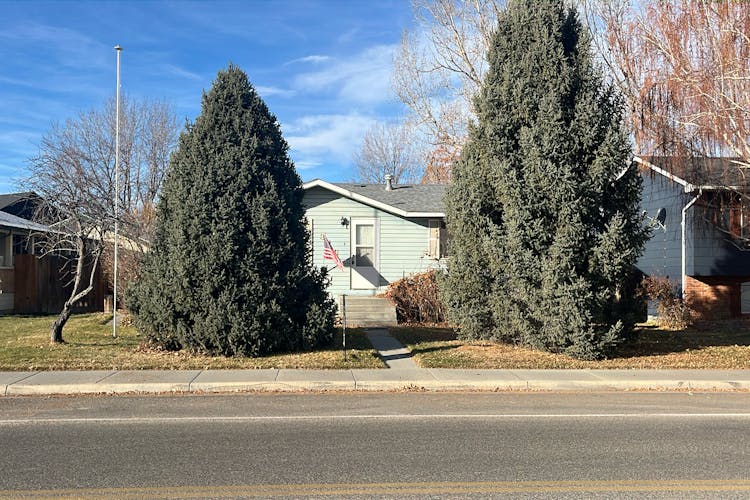 316s 23 St Worland, WY 82401, Washakie County