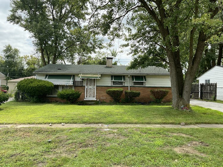 2713 Oxford Drive Markham, IL 60426, Cook County