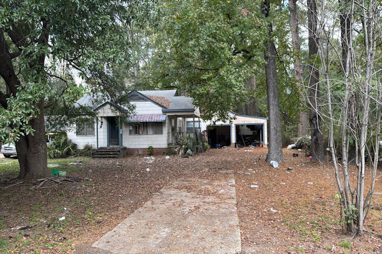 204 South Sunset Terrace Jackson, MS 39212, Hinds County