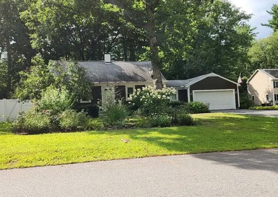 45 New Fitchburg Rd Townsend, MA 01474, Middlesex County