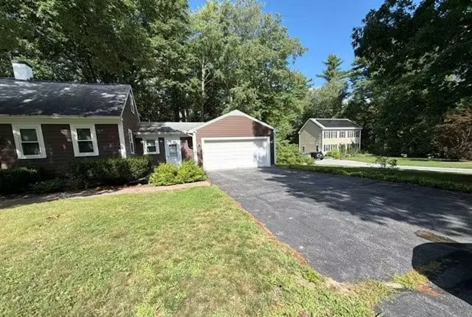 45 New Fitchburg Rd Townsend, MA 01474, Middlesex County