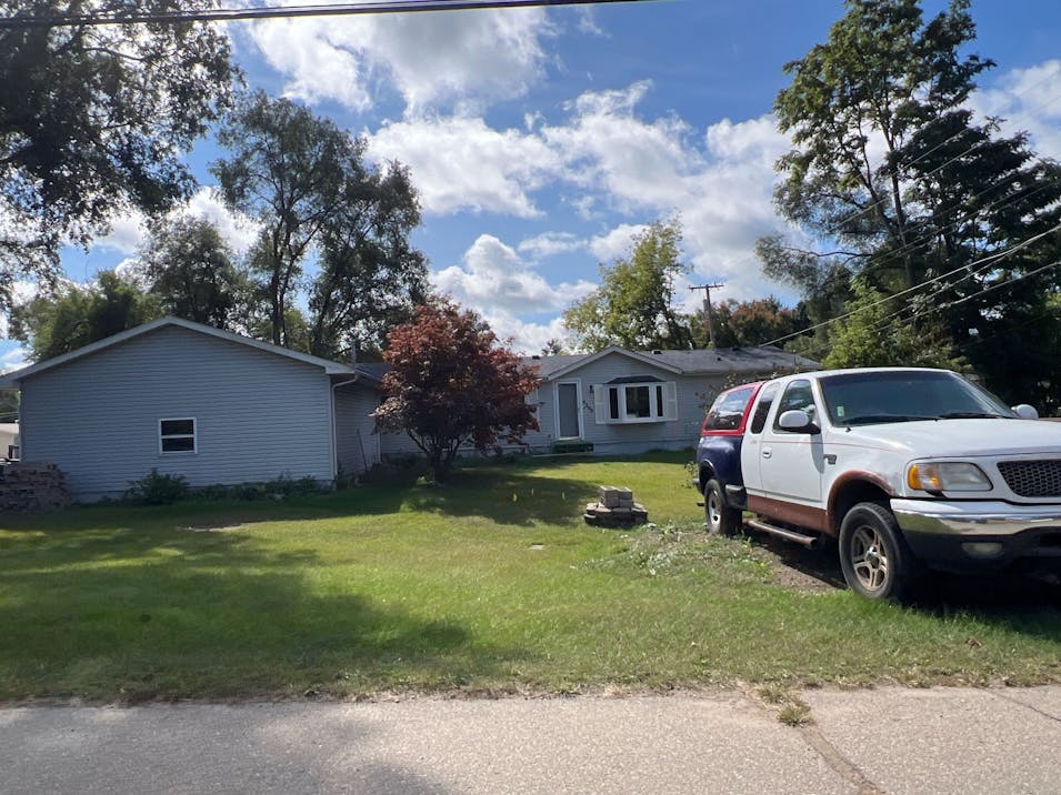 4200 Brookfield Dr White Lake, MI 48383, Oakland County