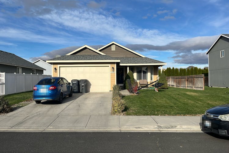 1306 Mint Ln Sunnyside, WA 98944, Yakima County