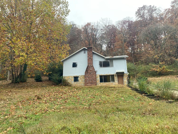 1805 Roxalana Rd Dunbar, WV 25064, Kanawha County