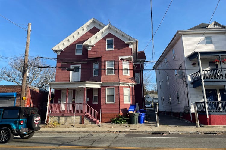 415 Manton Ave Providence, RI 02909, Providence County