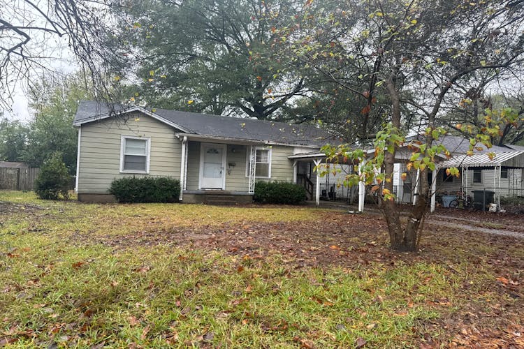 208 Pike Benton, AR 72019, Saline County