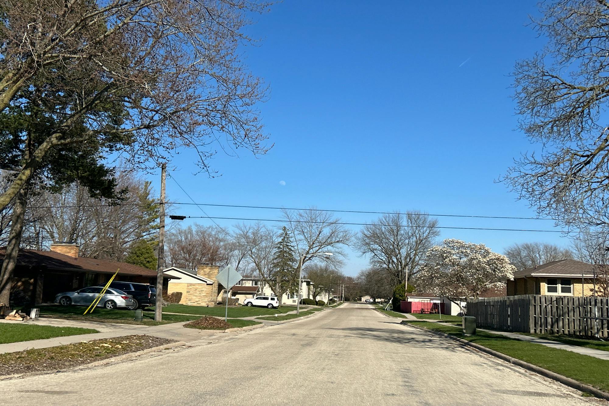 Mcconaughy Ave, Rochelle, IL 61068