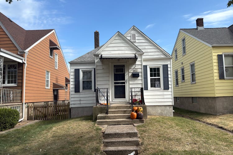 1413 Brown Ave Whiting, IN 46394, Lake County