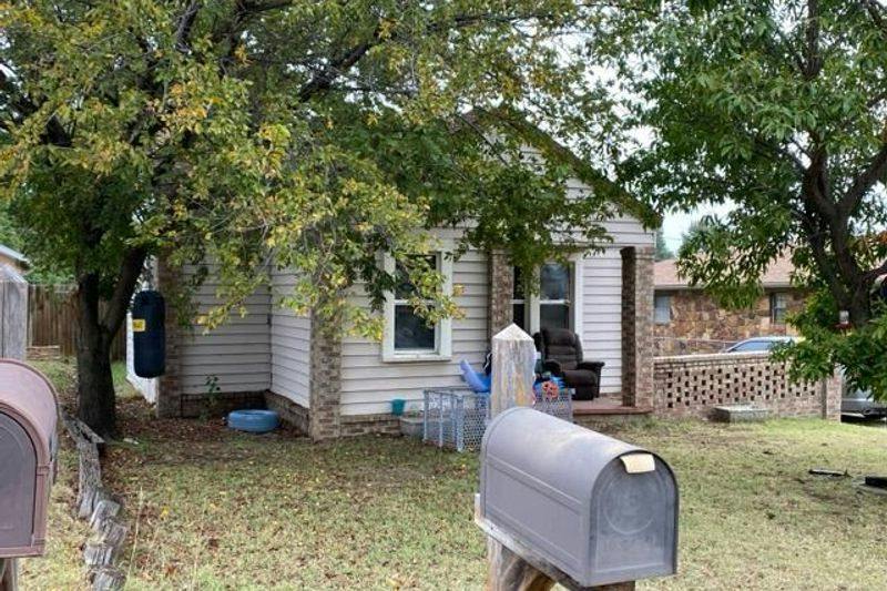 Watts St, El Reno, OK 73036