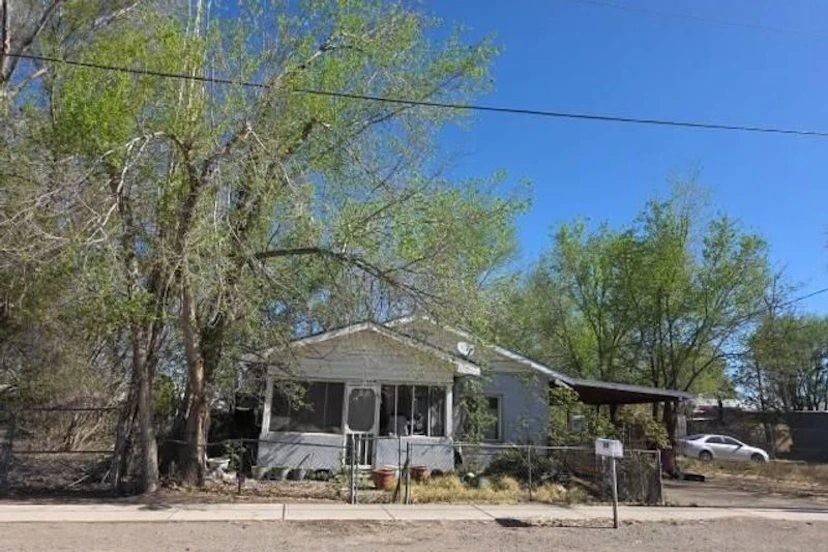 214 Bernard Ave
