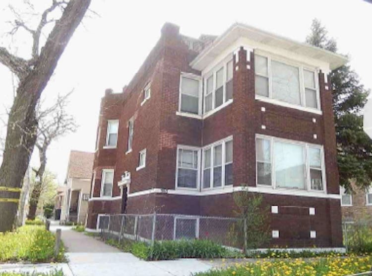563 N Lawler Ave Apt 1 Chicago, IL 60644, Cook County