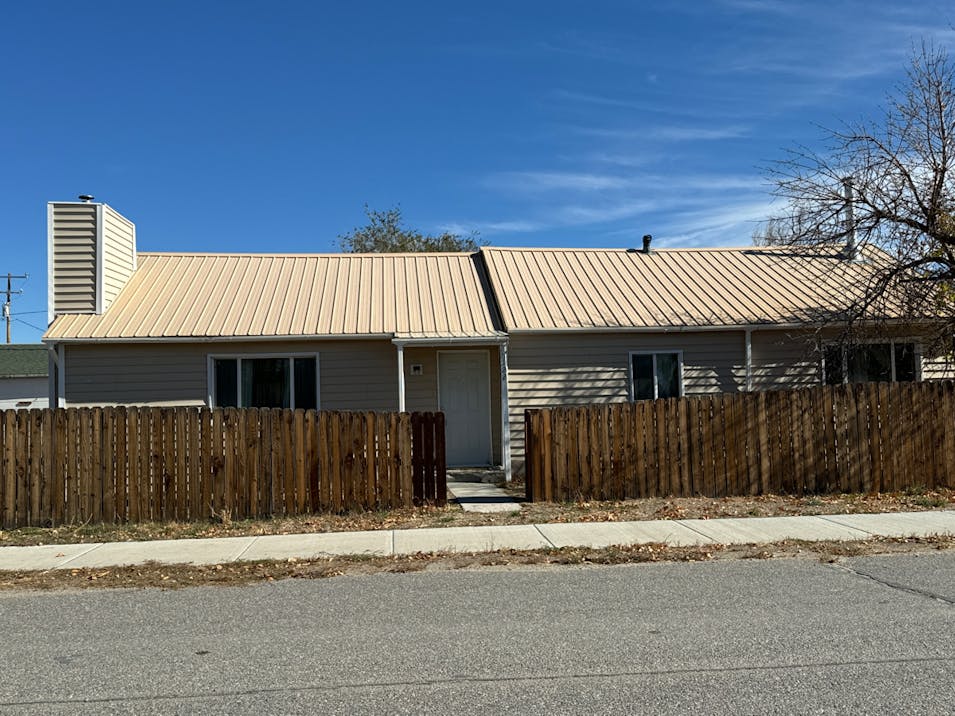 124 Elm Street Shoshoni, WY 82649, Fremont County
