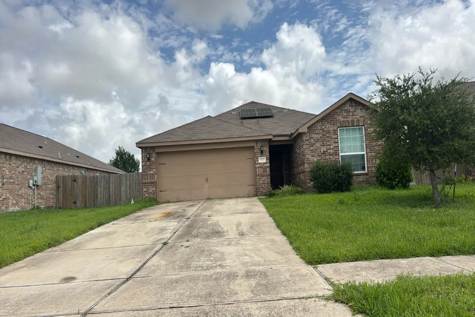 9507 Smoky Quartz Drive Iowa Colony, TX 77583, Brazoria County