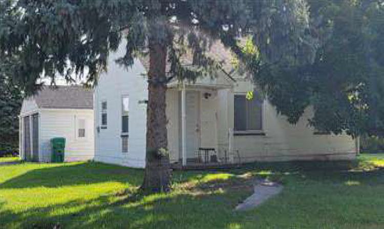 5754 Arcola St Garden City, MI 48135, Wayne County