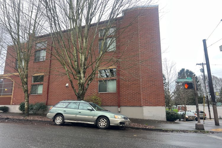 2006 SE Morrison St. Apt B Portland, OR 97214, Multnomah County