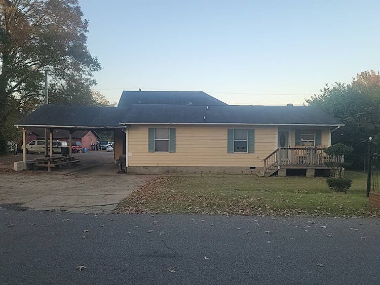 224 Jane Street West Helena, AR 72390, Phillips County