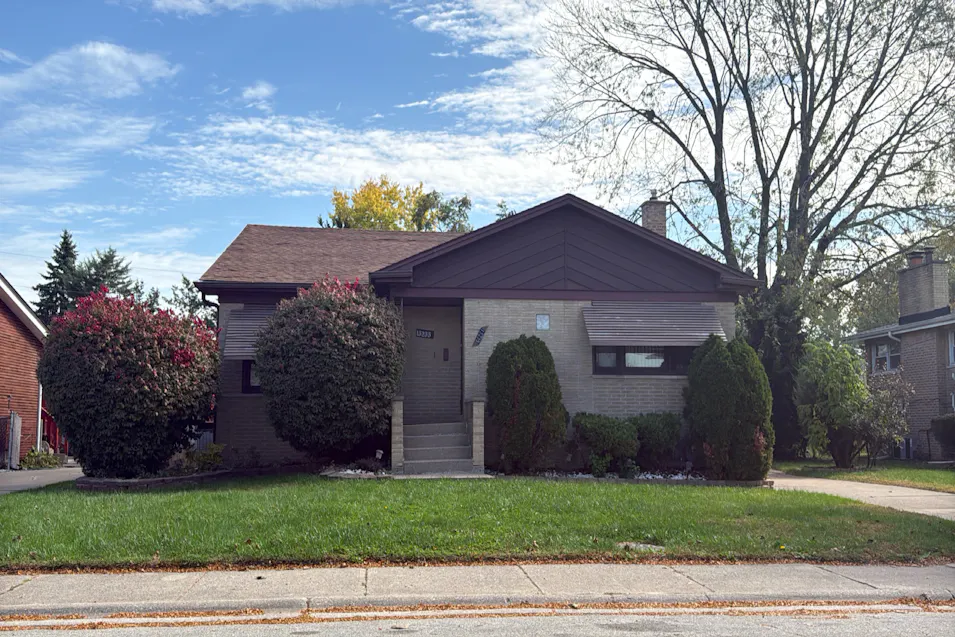 15235 Drexel Avenue South Holland, IL 60473, Cook County