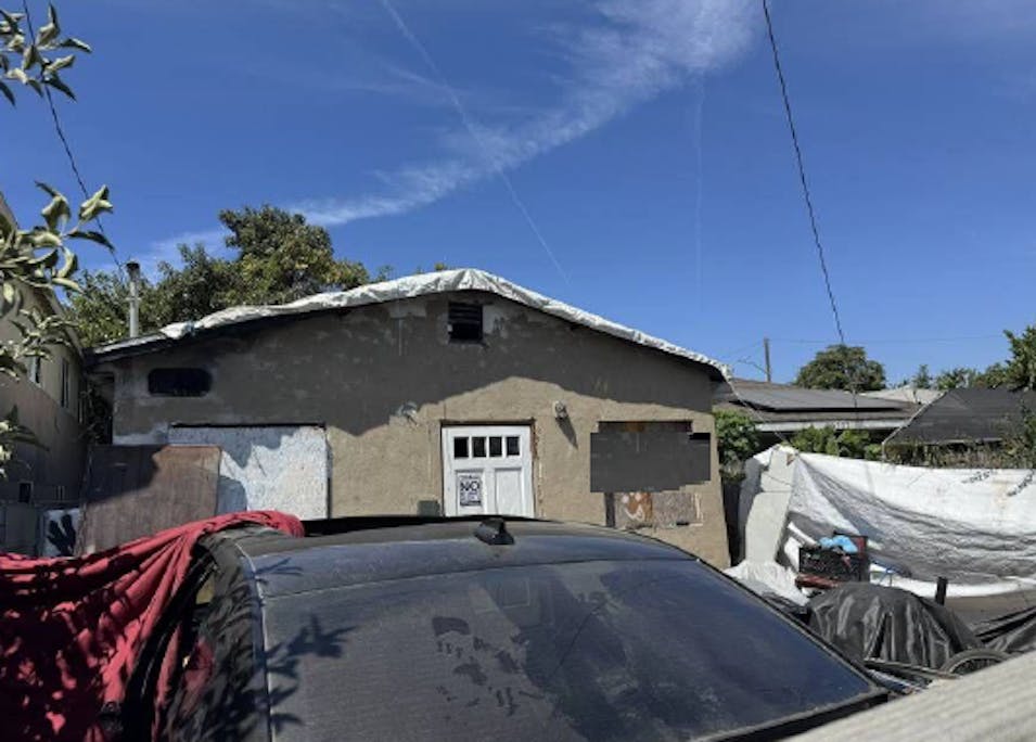 13707s Willowbrook Ave Compton, CA 90222, Los Angeles County