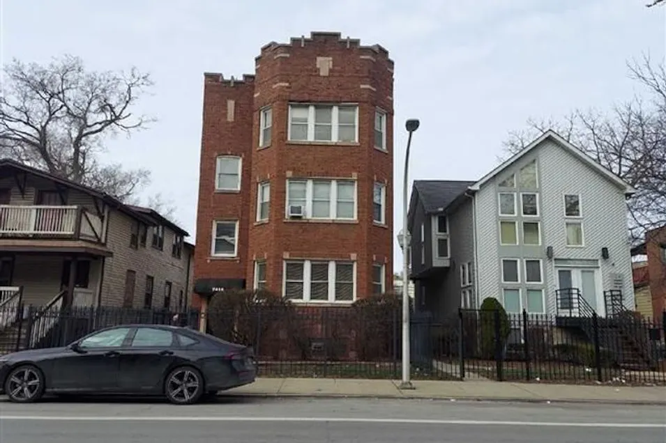 7416 S. Jeffery Blvd. Chicago, IL 60649, Cook County