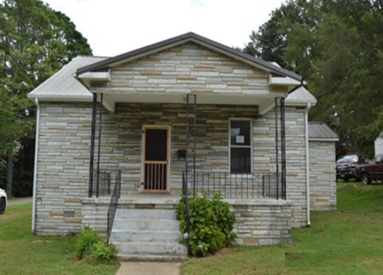 912 N Price Street Sweetwater, TN 37874, Monroe County