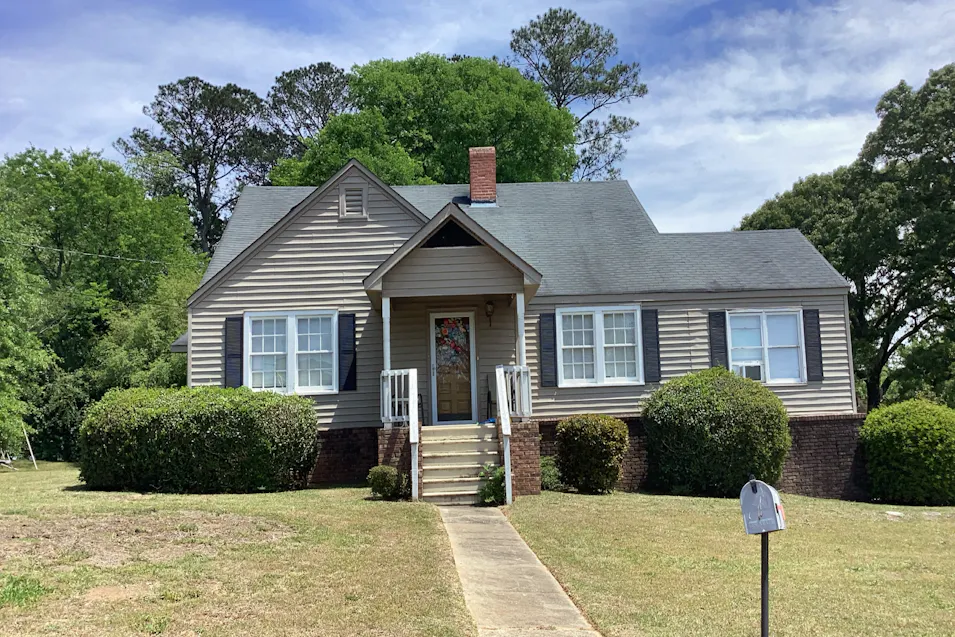 6504 24th Ave Valley, AL 36854, Chambers County