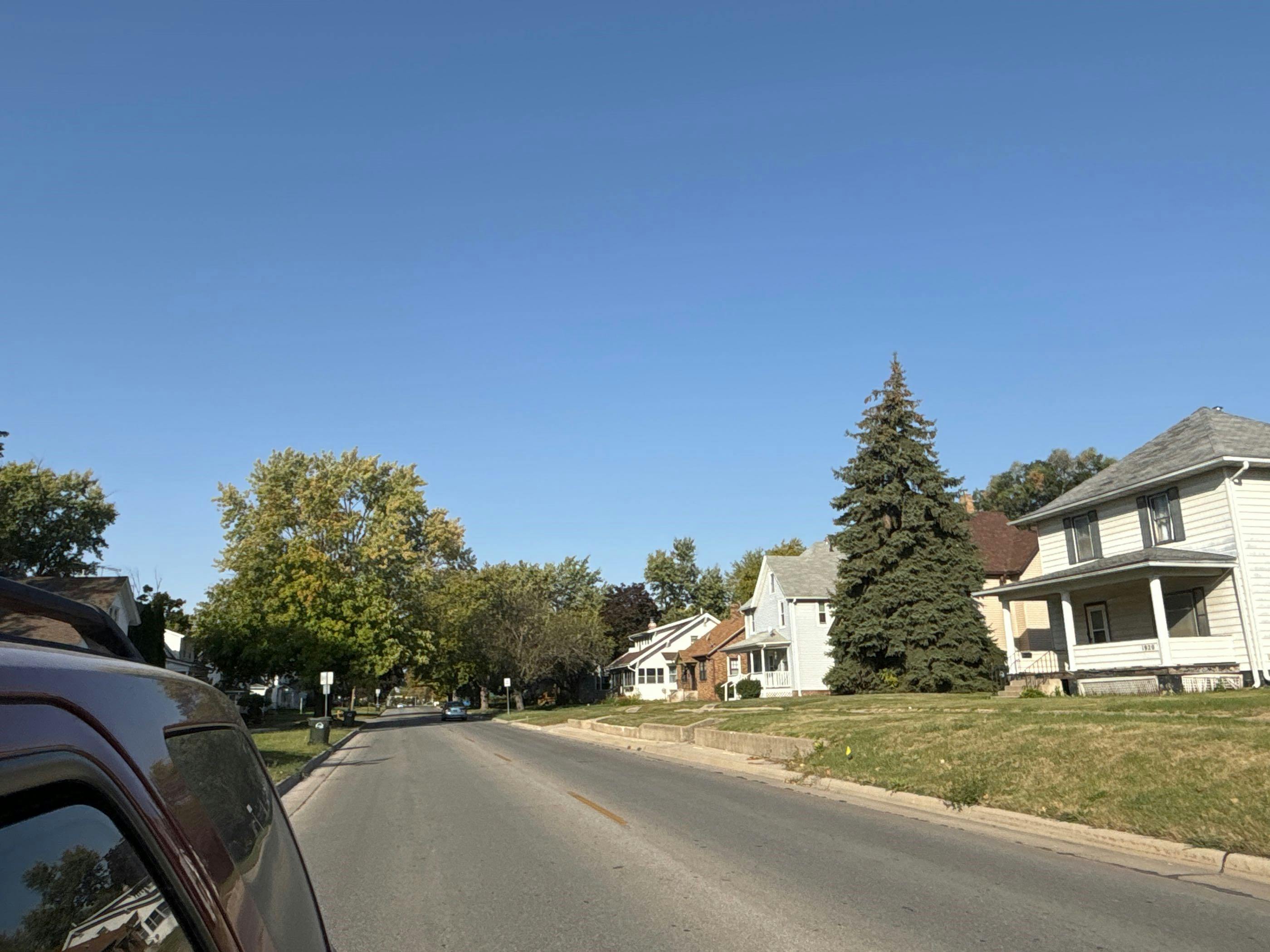 2nd Ave, Fort Dodge, IA 50501