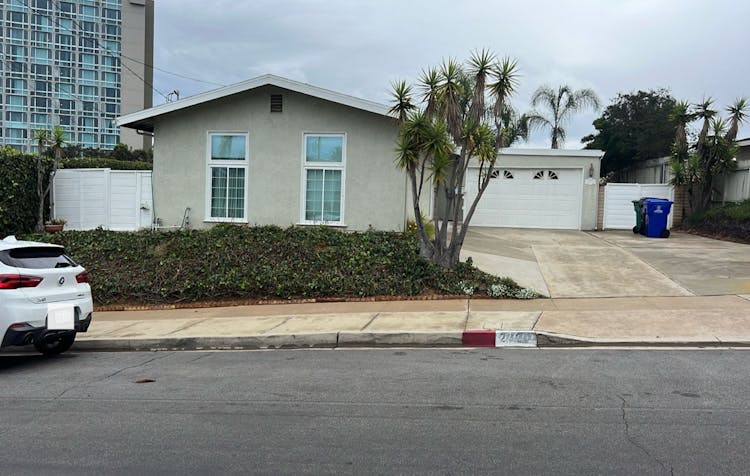2829 Cowley Way San Diego, CA 92110, San Diego County