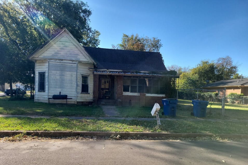 1322 Lyon Avenue Clarksdale, MS 38614, Coahoma County