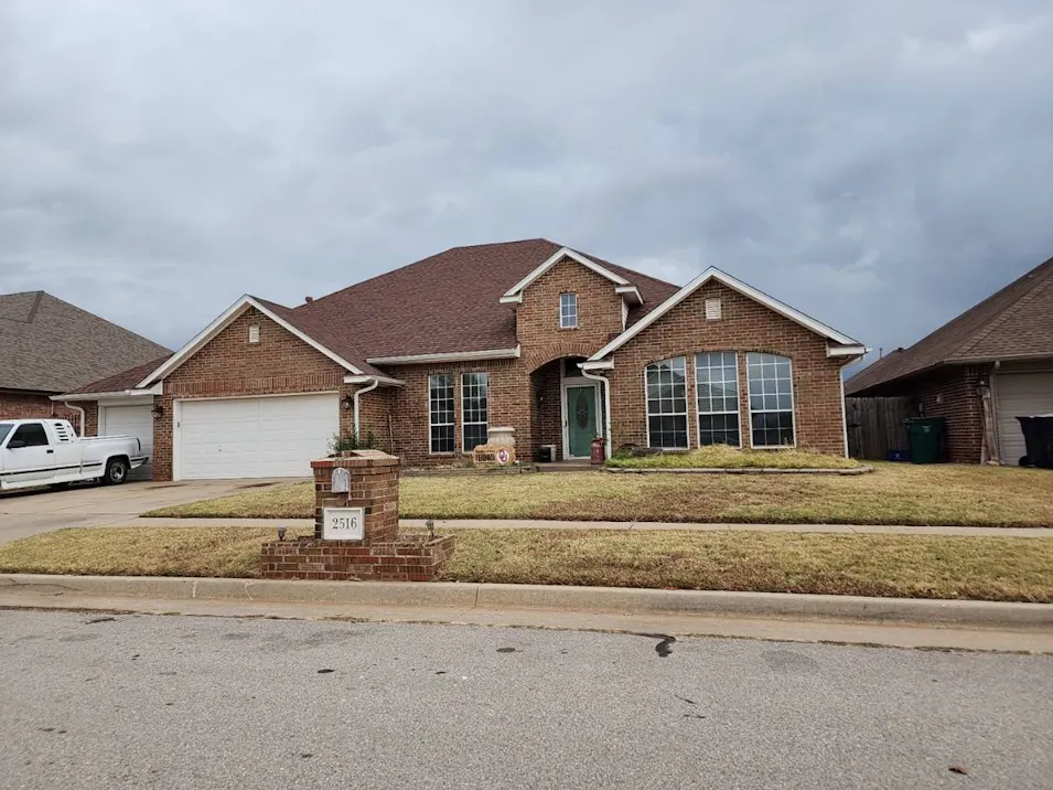 2516 Kingsley Lane Oklahoma City, OK 73128, Canadian County