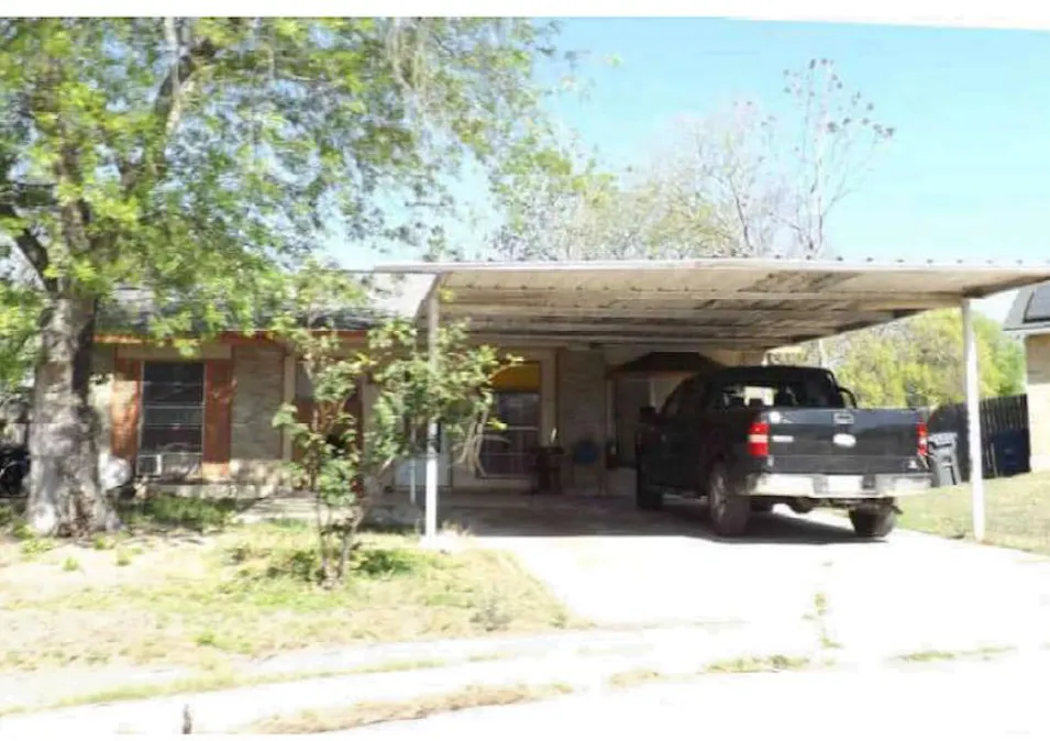 5307 Castle Cove San Antonio, TX 78242, Bexar County