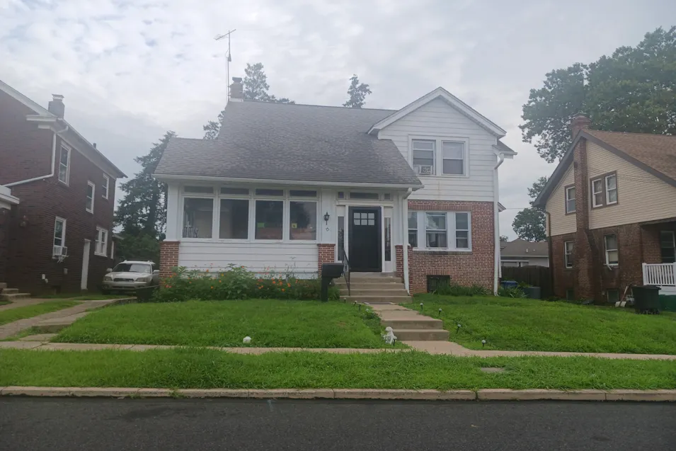 15 E Boon Ave Glenolden, PA 19036, Delaware County