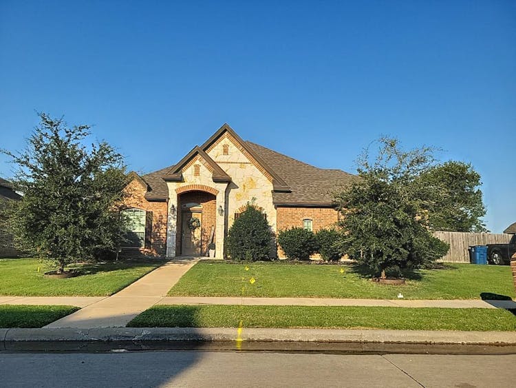 801 Keswick Dr Desoto, TX 75115, Dallas County