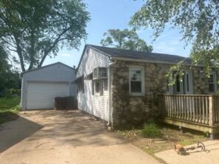513 W 7th Street Rock Falls, IL 61071, Whiteside County