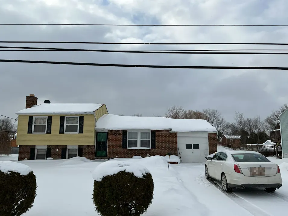 6836 East High Street Aka 6836 High Street East Lockport, NY 14094, Niagara County