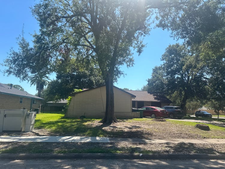 1002 Wavecrest Lane Houston, TX 77062, Harris County