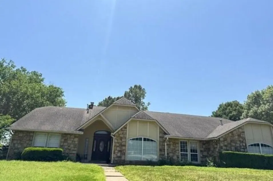 501e Winston Cir. Broken Arrow, OK 74011, Tulsa County