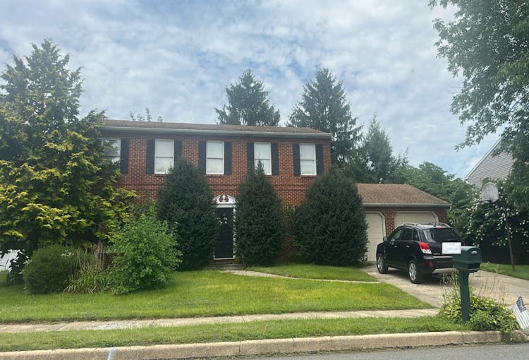 1514 Singer Rd Reading, PA 19610, Berks County