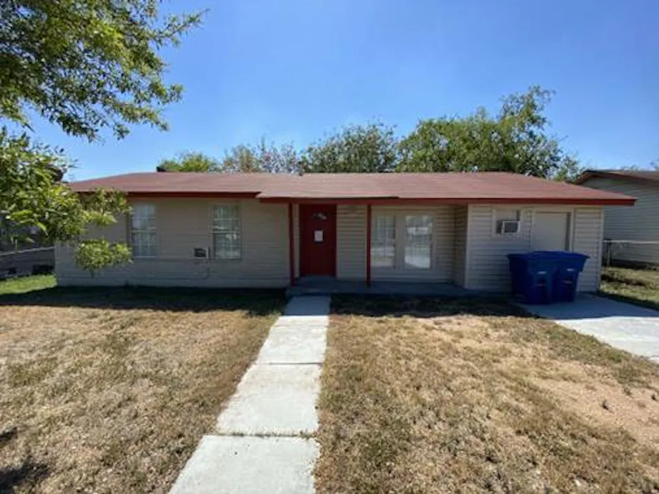 2722 Hicks Ave San Antonio, TX 78210, Bexar County