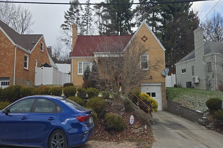 319 Bernice Street Pittsburgh, PA 15237, Allegheny County