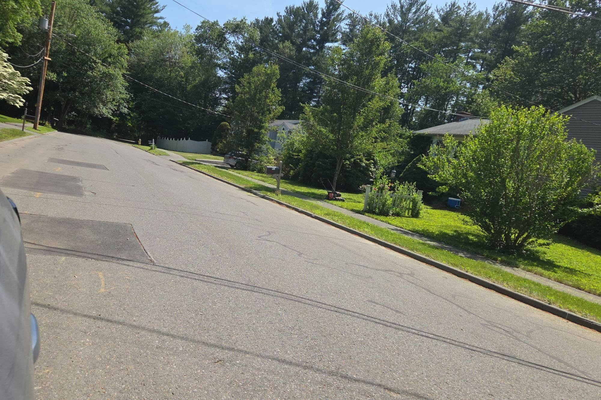 Willow St, Middleton, MA 01949
