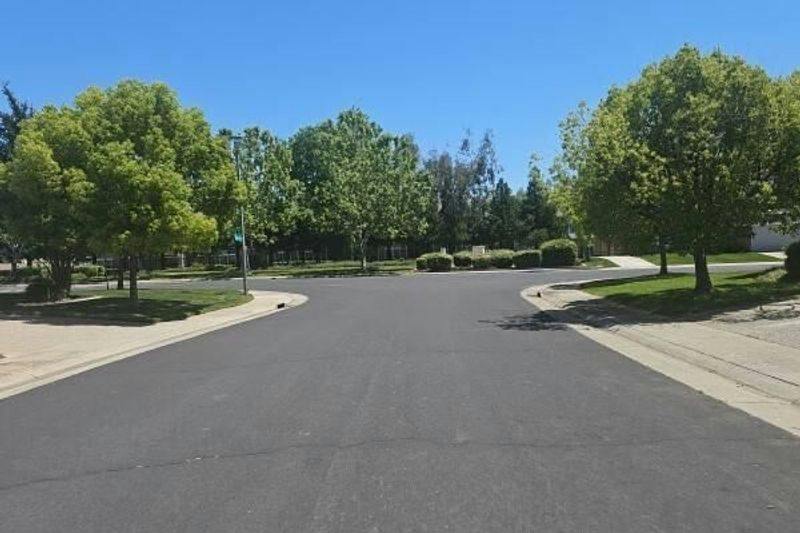 Alberton Pl, Elk Grove, CA 95624