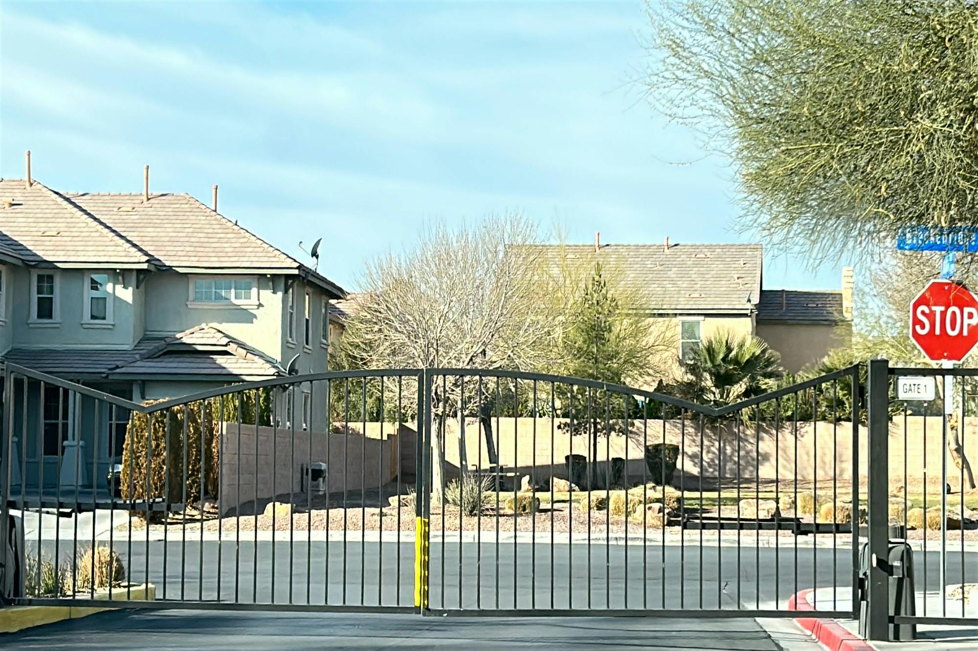 Clarendon Ln, North Las Vegas, NV 89081