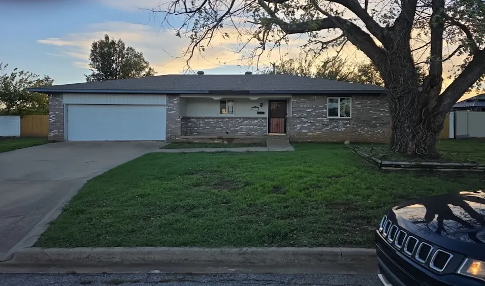 4303 Bison Road Shawnee, OK 74804, Pottawatomie County