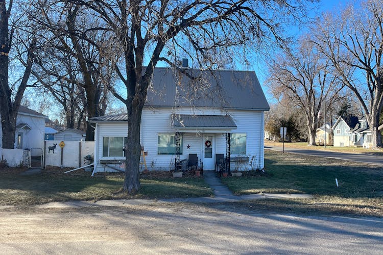 501 Maple St Thedford, NE 69166, Thomas County