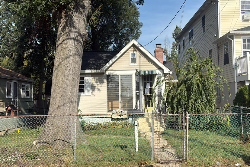 30 Shadyside Ave