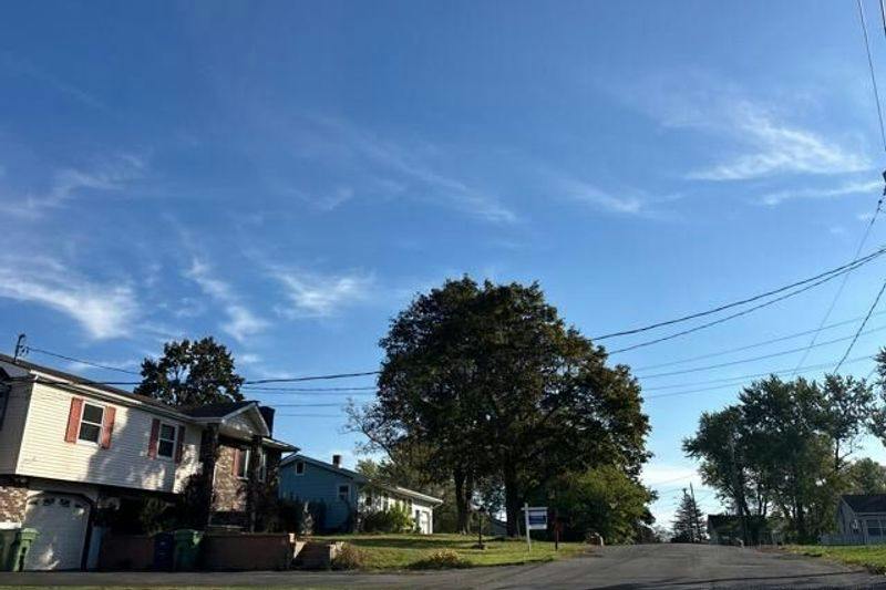 Massachusetts Ave, Cohoes, NY 12047