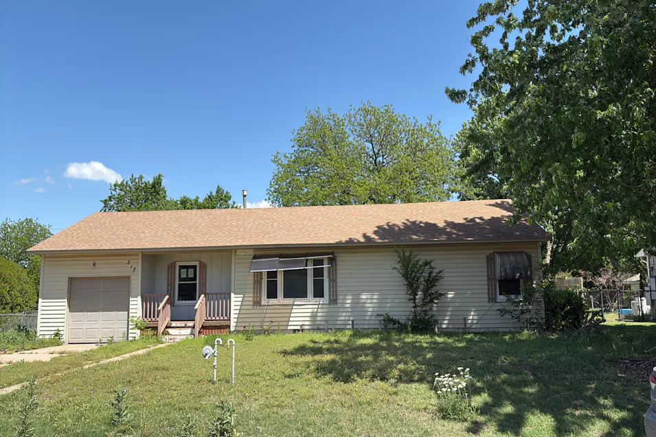 217 N Eisenhower Street Enid, OK 73703, Garfield County